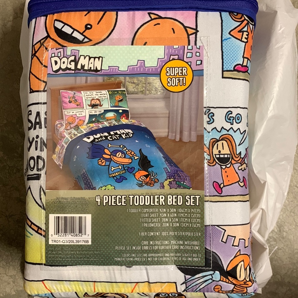Dogman cat kid 4 pieces toddler bed set
